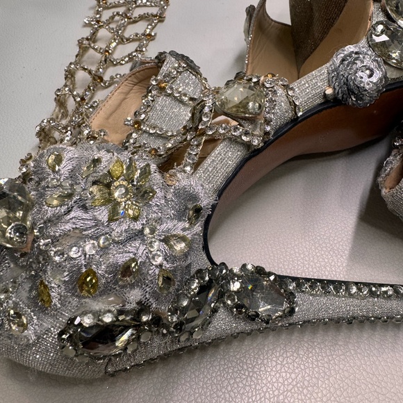 Sparkling Silver Competition Heels – 6” High with 2” Platform & Silver Stones ✨ - Picture 7 of 10